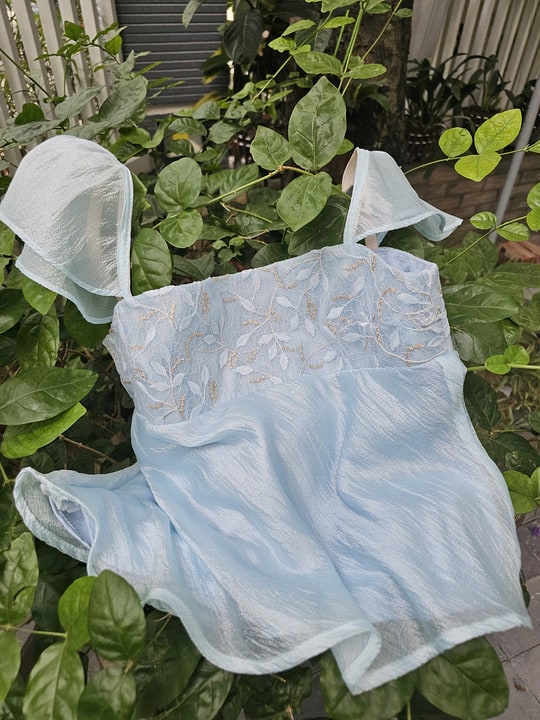 Áo tơ xanh Lily